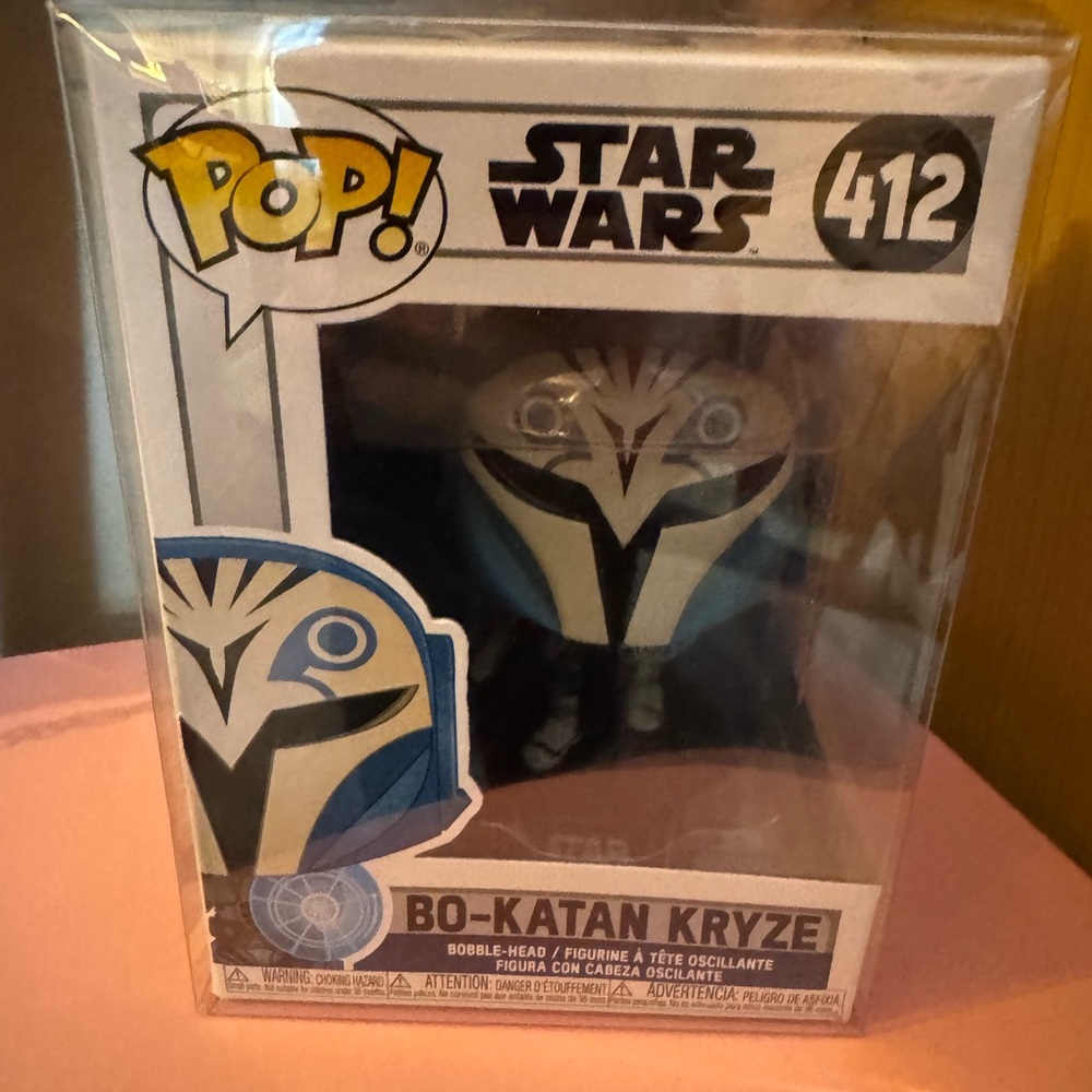 Pop Bo-Katan Kryze Figure with Blue and Black Helmet